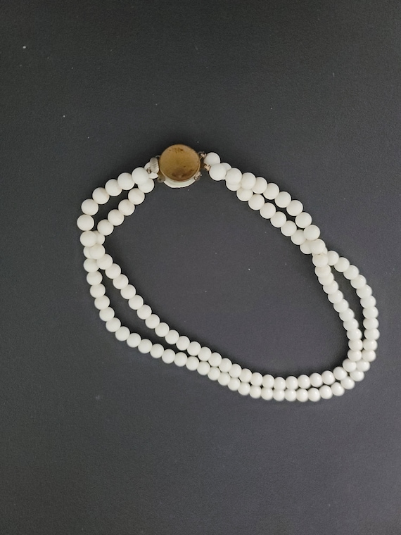 Vintage White Glass Bead Choker