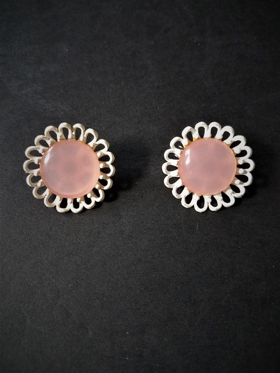 Vintage Pink Flower Clip on Earrings