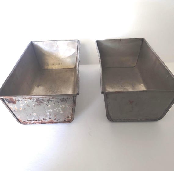 Extra Large Bottom Curved Vintage Loaf Pans