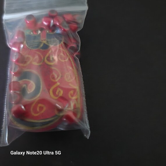 Laurel Birch Cat and Red Glass Beads