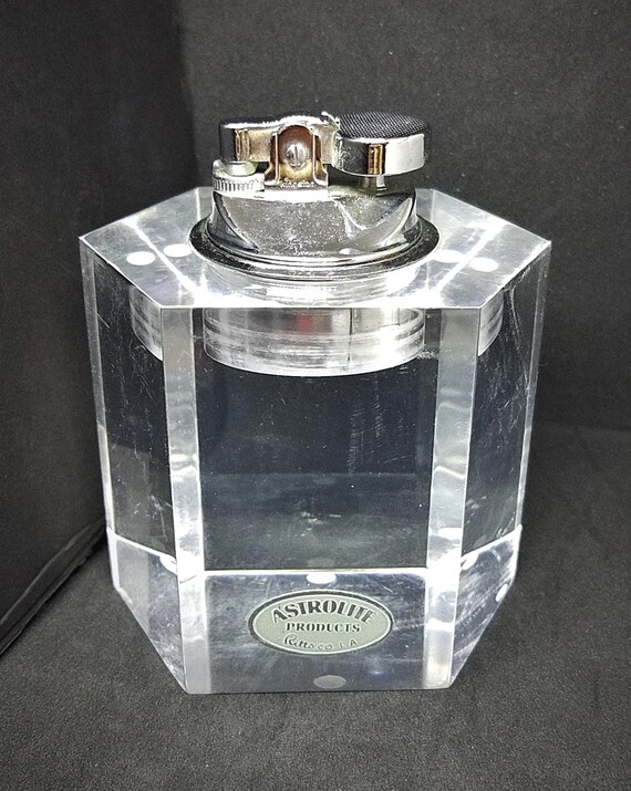 Ritts Astrolite Mid Century Lighter Lucite