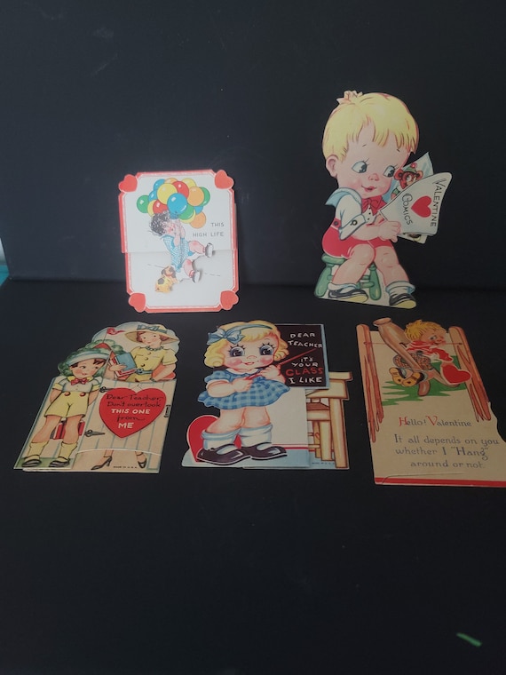Set of 5 1940s Valentines