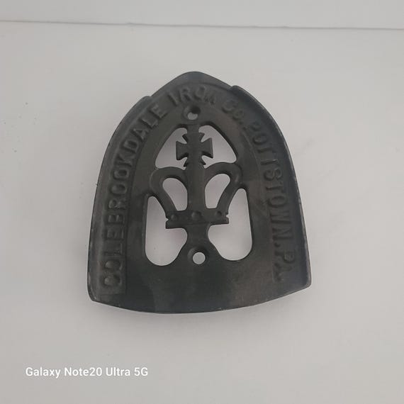 Colebrookdale Sad Iron Trivet