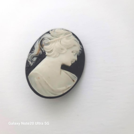 Plastic Cameo Brooch