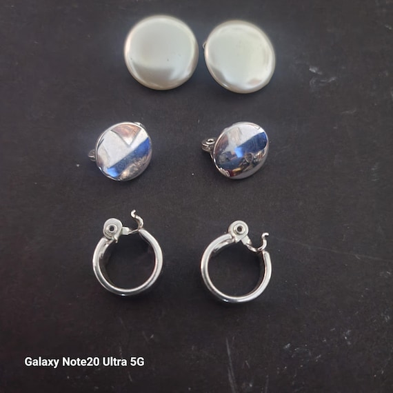 Silver and White Vintage Clip-on Earrings
