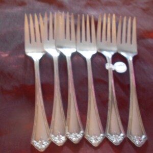 Oneida Community Reliance Silver Plate Salad Forks