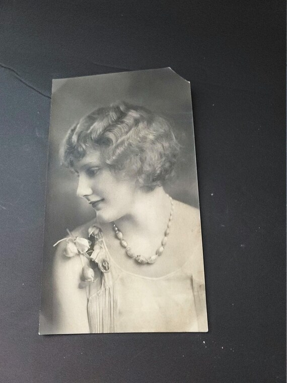 1920s Photograph of Lady