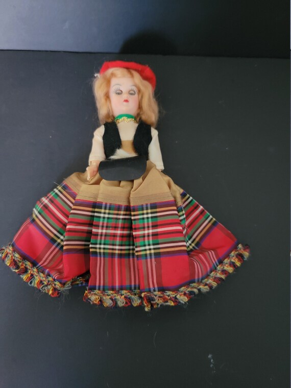 1970 Scotland Doll