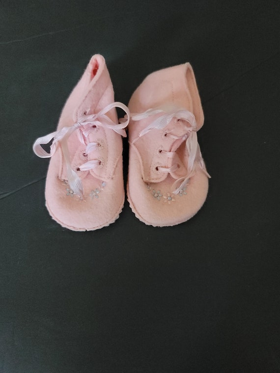 Vintage Pink Felt Baby Booties