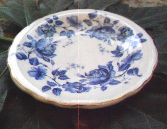 Royal Grafton Dubarry small dish