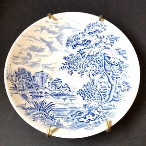 Wedgewood &quot;Countryside&quot; Plate