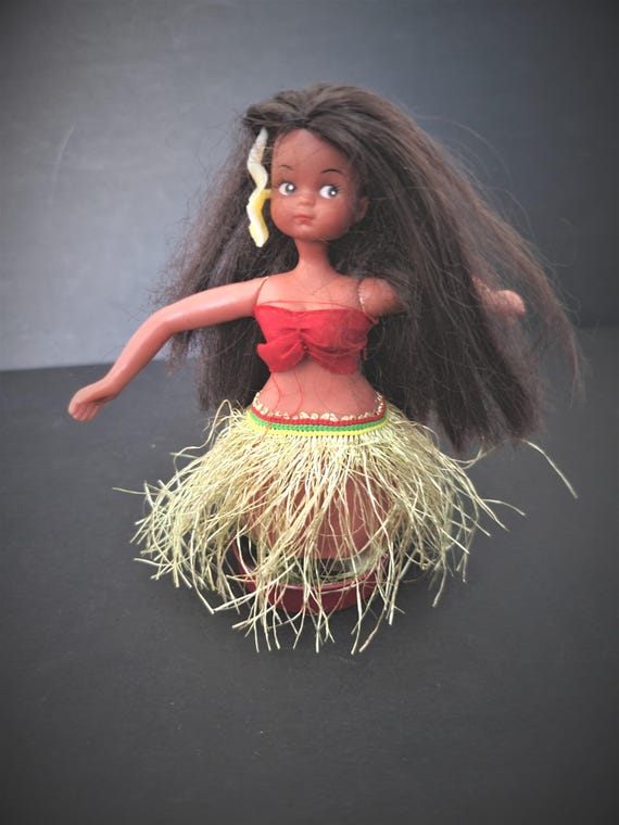 Vintage Hawaiian Dancing Doll Metal Base
