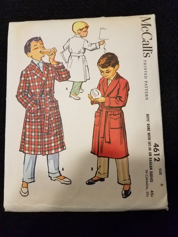 Boys Robes McCalls 4612 Pattern 1958