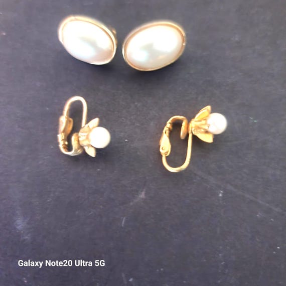 Clip on Pearlesque Earrings circa 1955