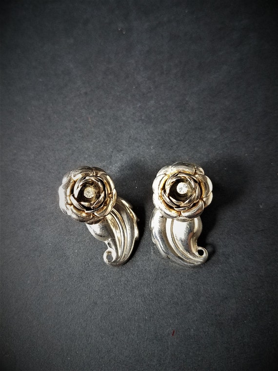 Pale Gold Rose & Leaf Clip on Earrings - image 1