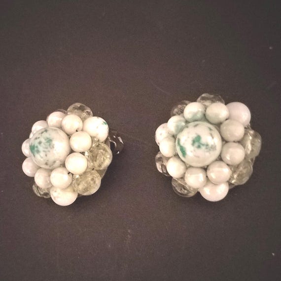 1950s Marble Bead Clip On Earrings