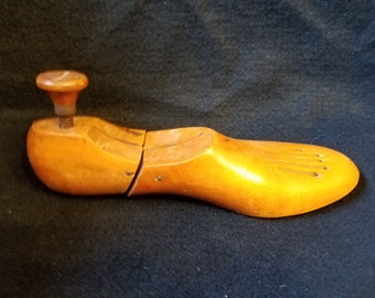 Men's Vintage Vented Florsheim Shoe Stretcher