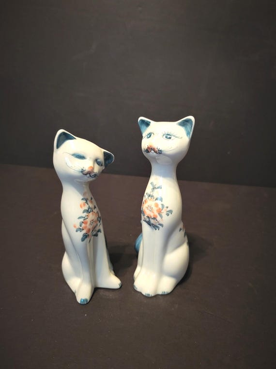 Vintage Floral Ceramic Cats