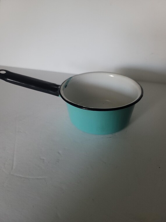 Vintage Turquoise Enamelware Saucepan