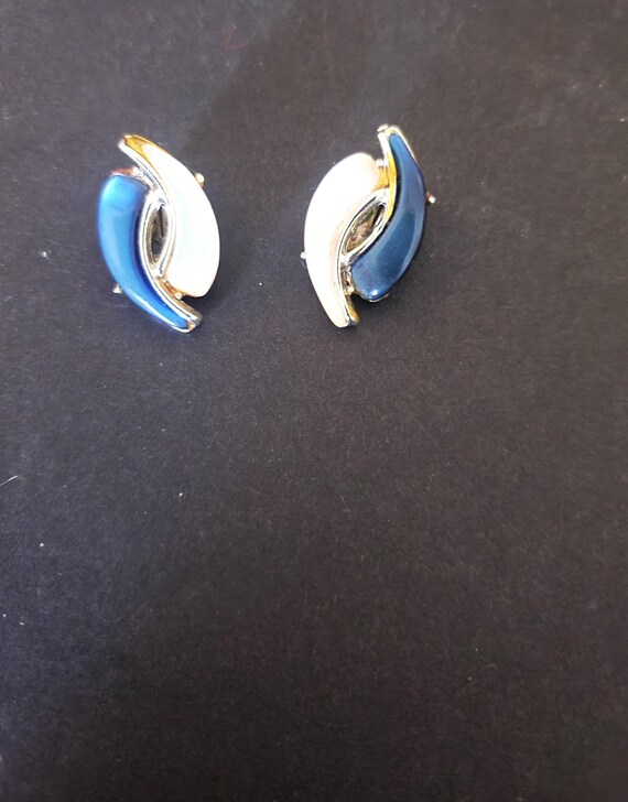1950s Silver Clip on Earrings