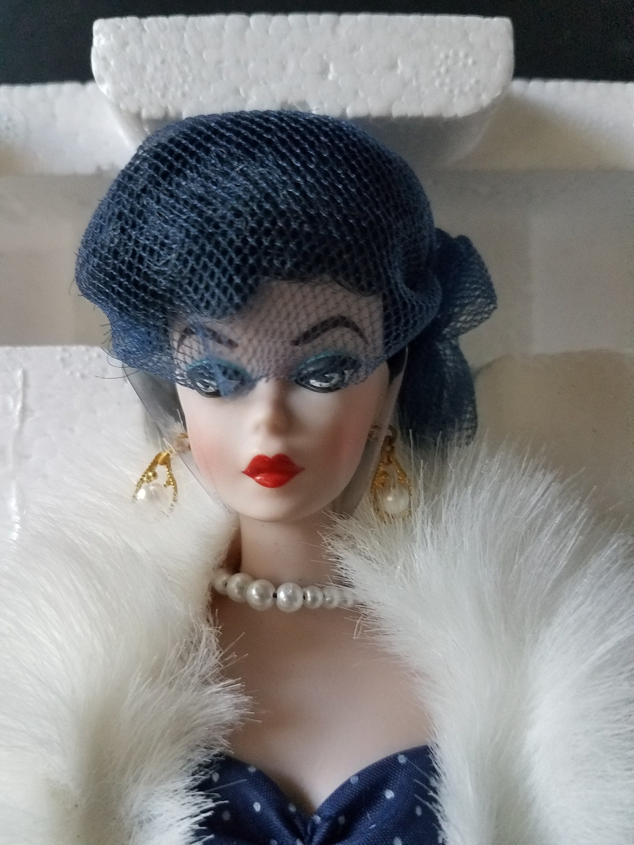 1991 Gay Parisienne Porcelain 1959 Barbie - Etsy 1991 Gay Parisienne Porcelain 1959 Barbie - Etsy