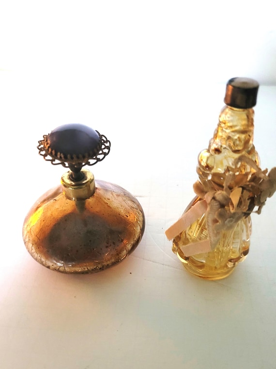 Pair of 1930s Perfume Flacon and Girl with a Parasol by Babs Creations