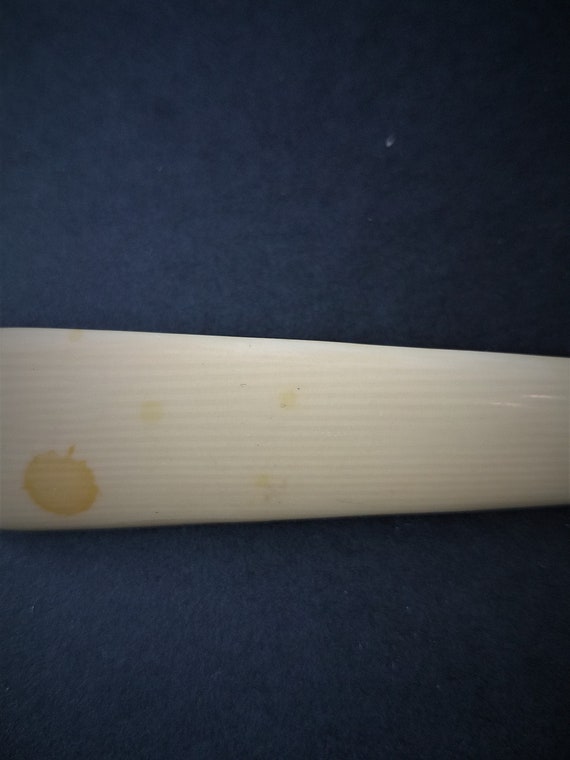 Bakelite Shoe Button Hook - image 3