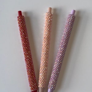 Handmade Rhinestoned Bedazzled Pen, No Clip.