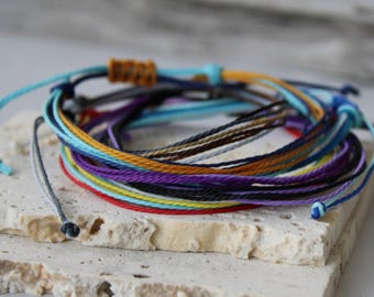 Bracelet surfeur fait main en coton imperméable : bijoux de plage bohèmes