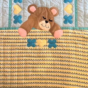 Sleepy Bear quilt blue and yellow