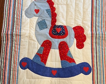 Rocking Horse Quilt, red white blue stripe
