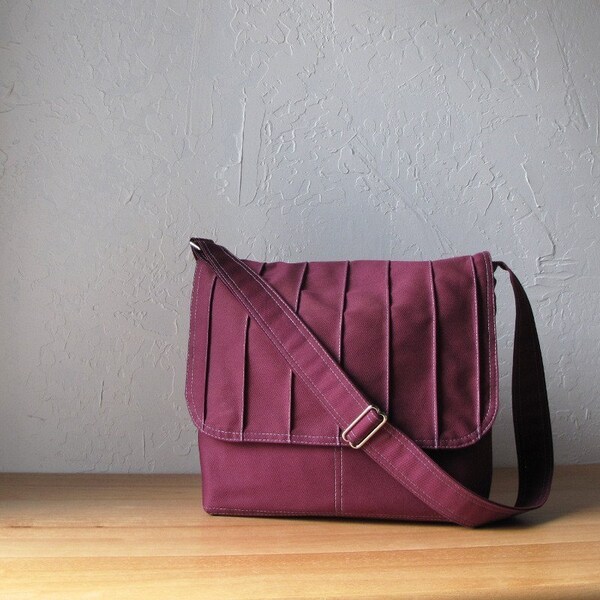 Ruche in Organic Plum