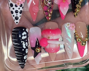Maximalist Y2k Press Ons, 3D Mouth Nails