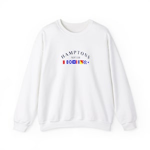 Unisex &#39;Hamptons Yacht Club&#39; Heavy Blend™ Crewneck Sweatshirt (Navy Logo)