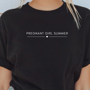 Pregnant Girl Summer Shirt Beach Pregnancy Announcement T-shirt Expecting Mother Tee Pregnancy Reveal Tee Baby Shower Gift Mom to be Shirt