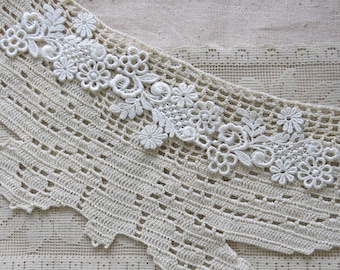 ENCAJE ~Tres piezas vintage ~ mariposa de ganchillo, pañuelo de tocador, encaje floral blanco ~ ¡Las favoritas de la abuela!