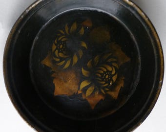Cuenco antiguo de hojalata pintado a mano TOLEWARE