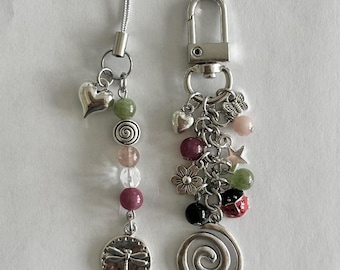 Nyckelring med trollsländaberlock, regnbågsturmalin, bohemiska hippiesmycken, kristallaccessoarer, fairycore