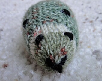 Pocket Sheep No. 22 - start a mini flock of your very own
