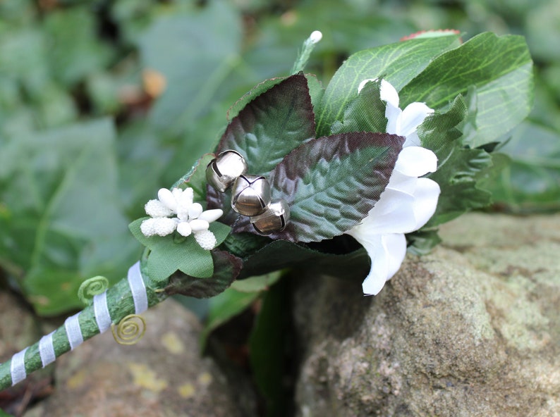 Winter White Flower Fairy Wand