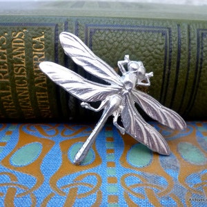 Dragonfly brooch. Pewter brooch pin.