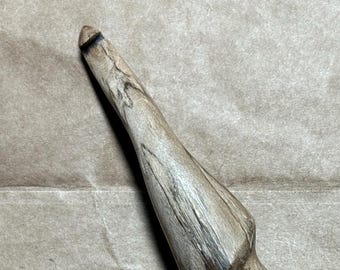 Handcrafted Wooden Crochet Hook – 6 mm – Spalted Oak – One of a Kind