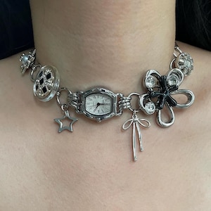 Y2K Vintage Hof Silber Uhr Choker Halskette, mit Bogen und Stern Anhänger, Floral Taste Silber Kette Halskette, Elegante Handgemachte Geschenk für Sie