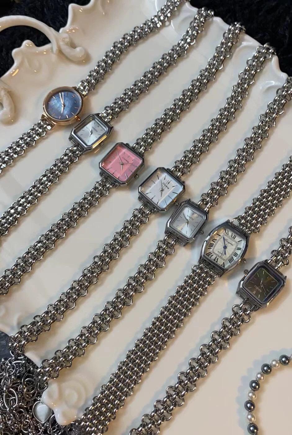 Cyberpunk Single Watch Choker Necklace,  Elegant Minimalist Multiple Colors Watch Necklace, Silver Chunky Chain Choker, Y2K Unisex Jewelry
