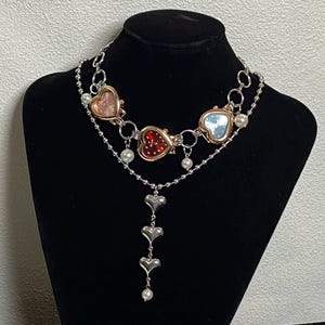 Vintage watch choker necklace,colorful accessory for woman, pearl watch choker,Y2K red heart clock necklace, heart pendant necklace gift