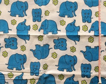 New retro elephant fabric - 90x85 cm.