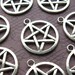 28mm Pentacle Chrams - Set of 8 - Pentagram Pendants, Star Charms, 24mm x 28mm Antique Silver Charms, Lead Free, Nickle Free (SC0077)