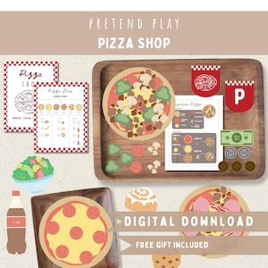Könnte beinhalten: Ein Spielset für eine Pizzeria mit verschiedenen Pizzabelägen, einer Pizza, Bestellformularen, Spielgeld und einer Cola-Flasche. Das Set enthält eine Pizza mit Peperoni und eine Pizza mit Belägen wie Pilzen und Paprika.