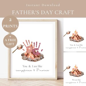 Tu ed io siamo come falò e s'mores. Stampa artistica con impronte di mani in formato PDF. Lavoretto estivo con impronte di mani per bambini. Attività stampabile per la festa del 4 luglio.