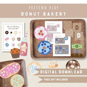 Puede incluir: Un juego de tres tazas de cerámica con un acabado moteado y mate. Las tazas son de color crema, gris claro y gris oscuro. Cada taza tiene un diseño simple y minimalista.